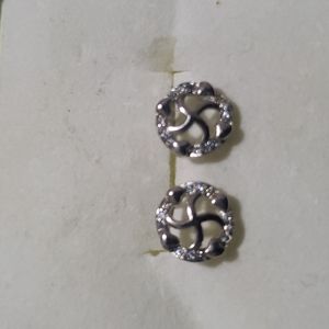 Earings